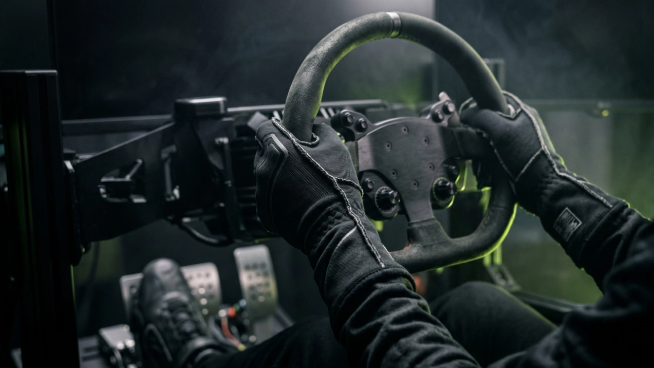 Guantes y zapatillas simracing